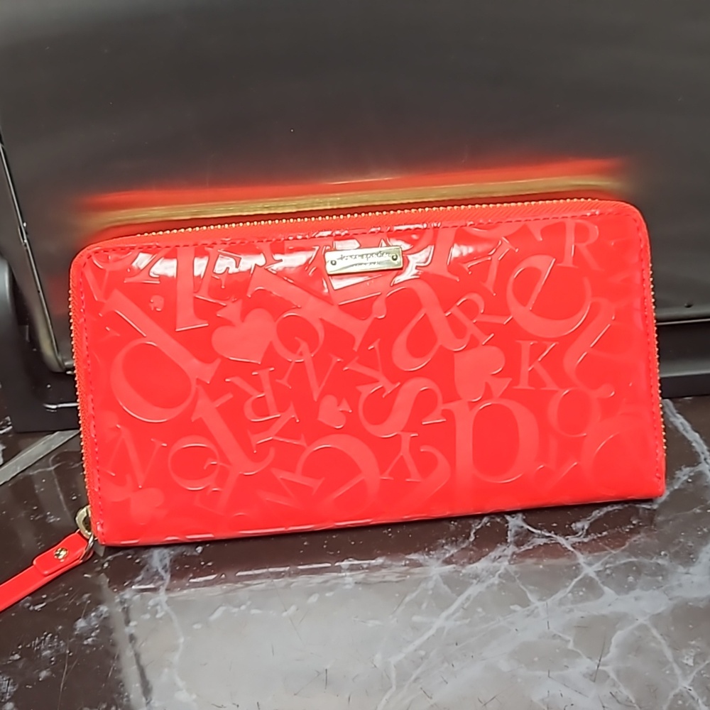 Kate Spade alphabet wallet EUC